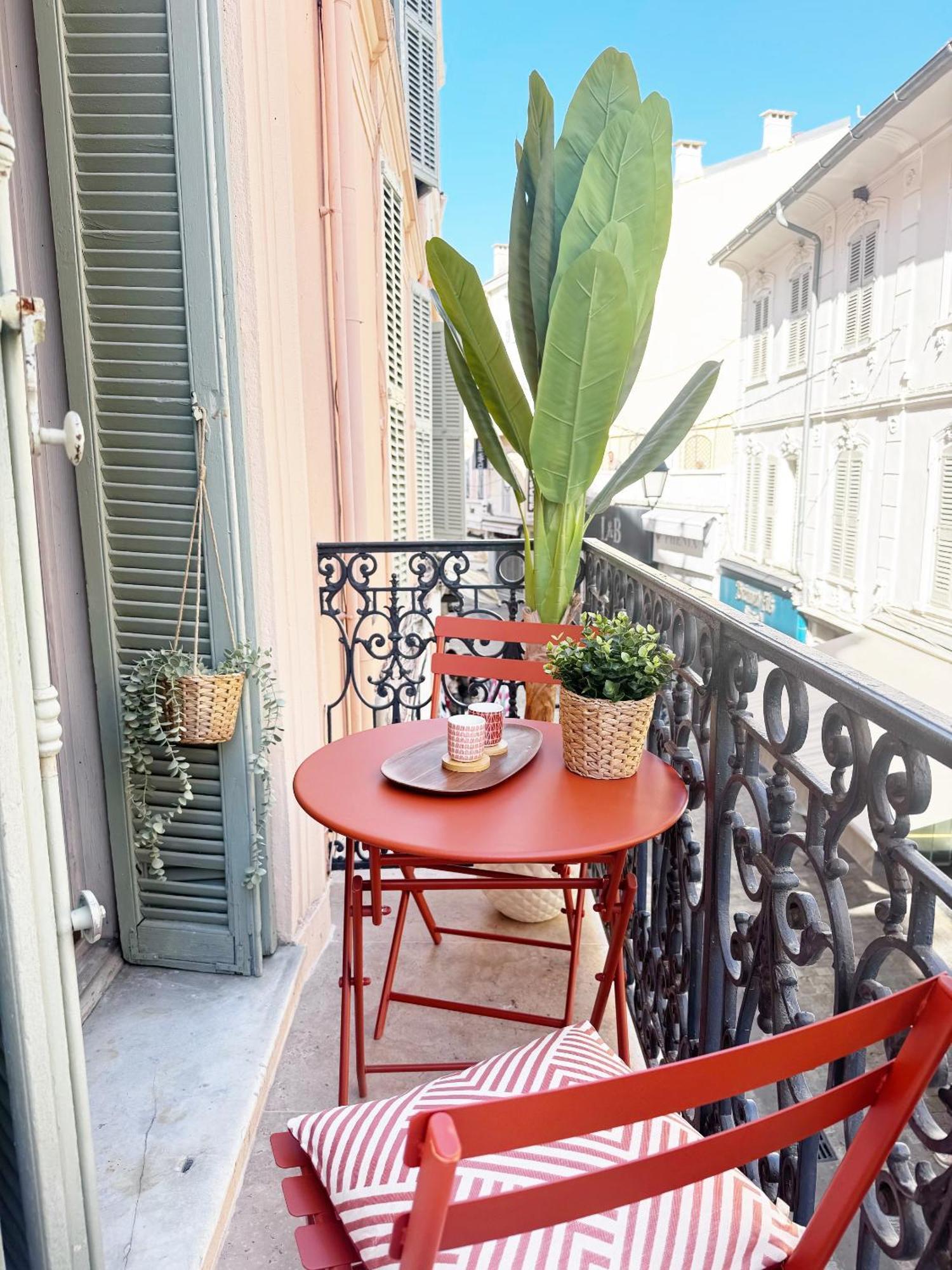 & Palais - 2 Min Away, Balcony Appartamento *
