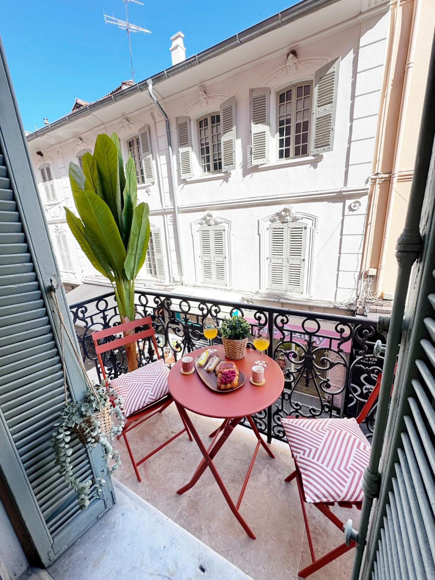 Appartamento & Palais - 2 Min Away, Balcony Cannes